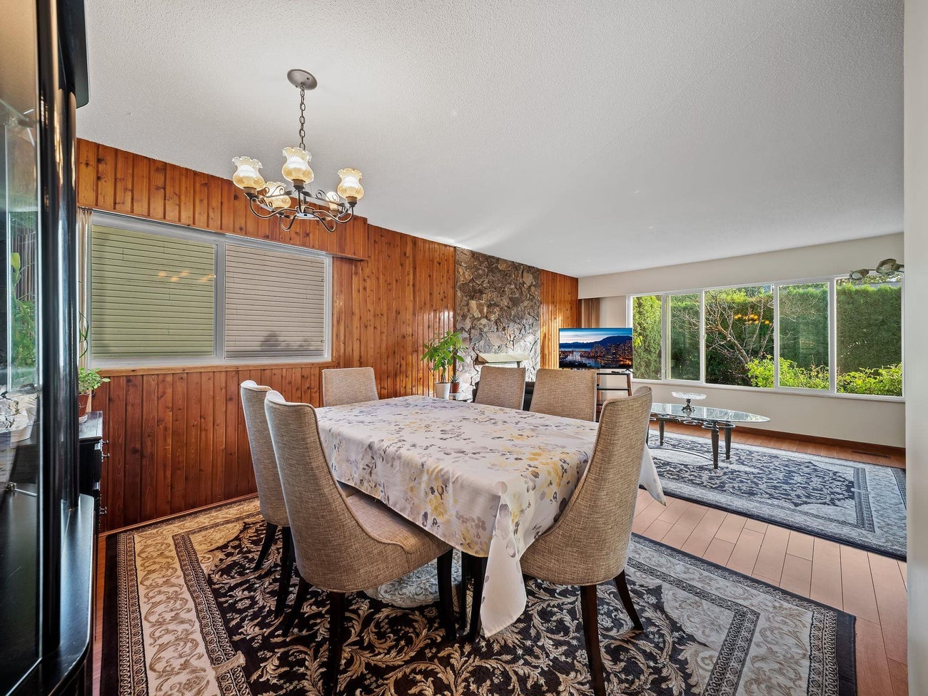667 Cypress Street - Central Coquitlam Single Family Residence for Sale, 4 Bedrooms (R3151586)# - 10