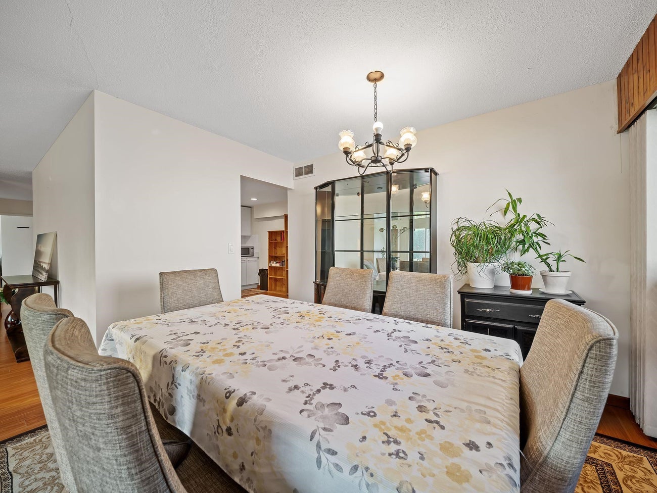 667 Cypress Street - Central Coquitlam Single Family Residence for Sale, 4 Bedrooms (R3151586)# - 11