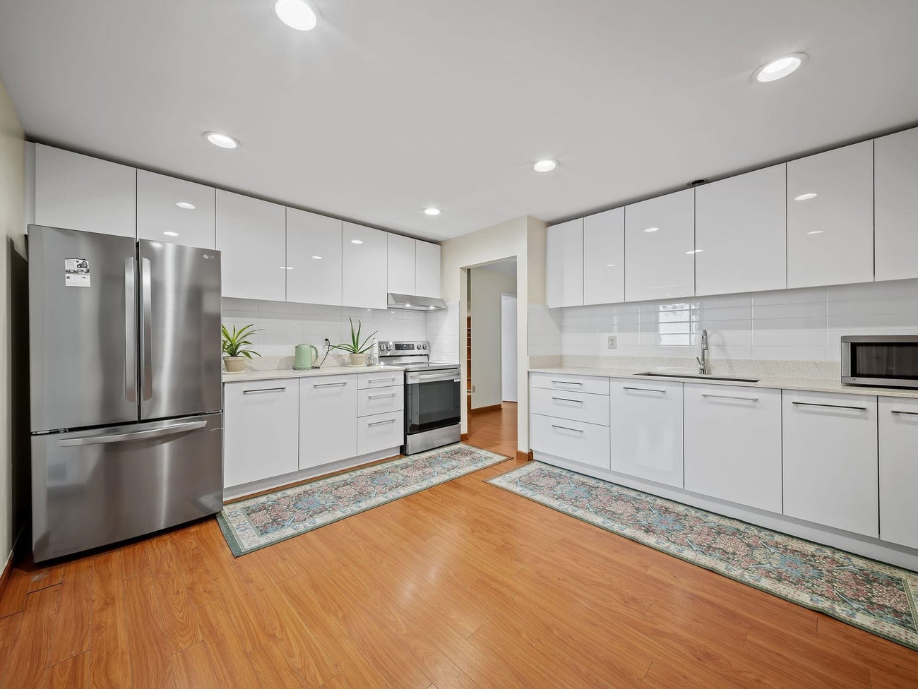 667 Cypress Street - Central Coquitlam Single Family Residence for Sale, 4 Bedrooms (R3151586)# - 13