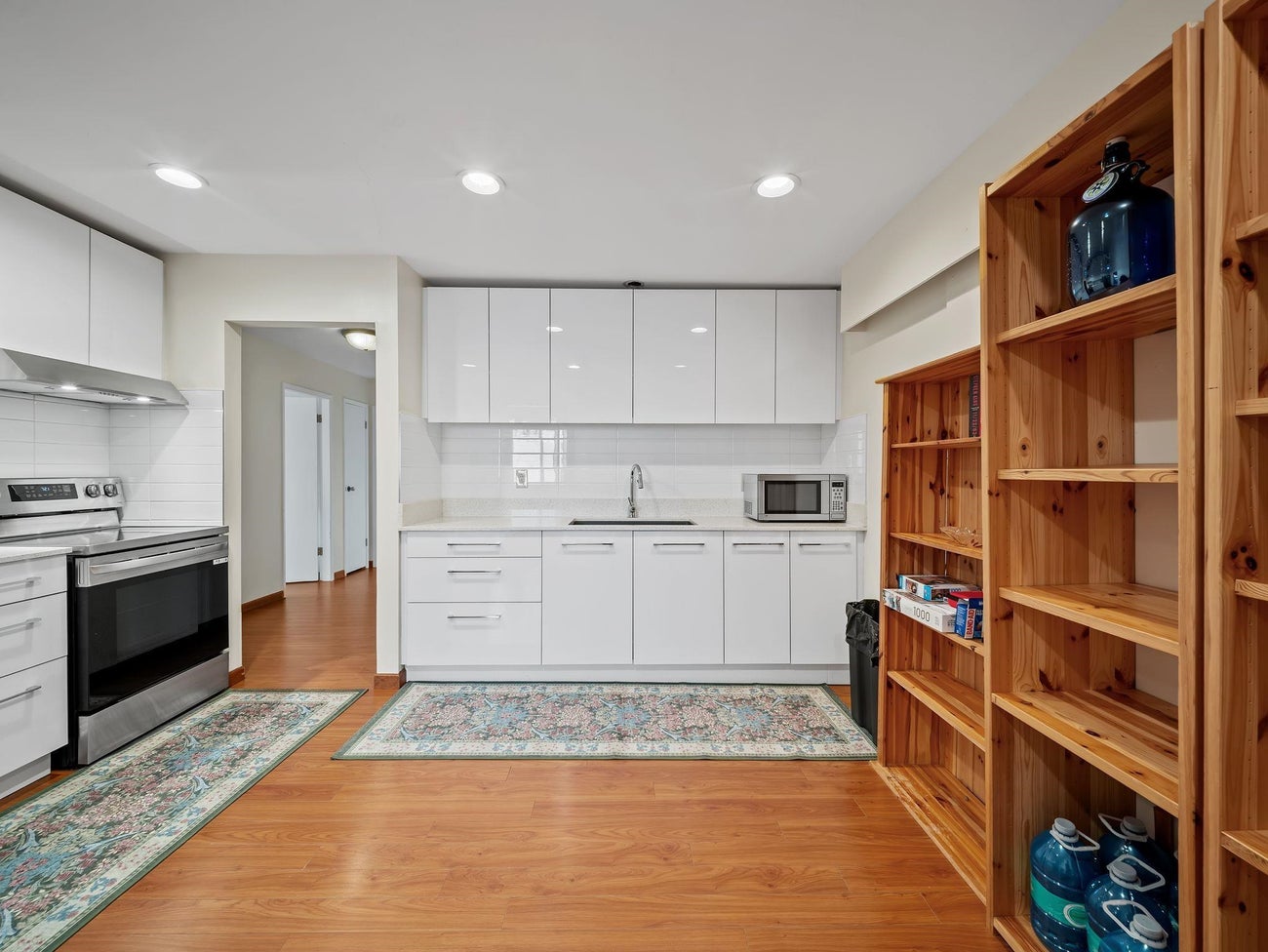 667 Cypress Street - Central Coquitlam Single Family Residence for Sale, 4 Bedrooms (R3151586)# - 16