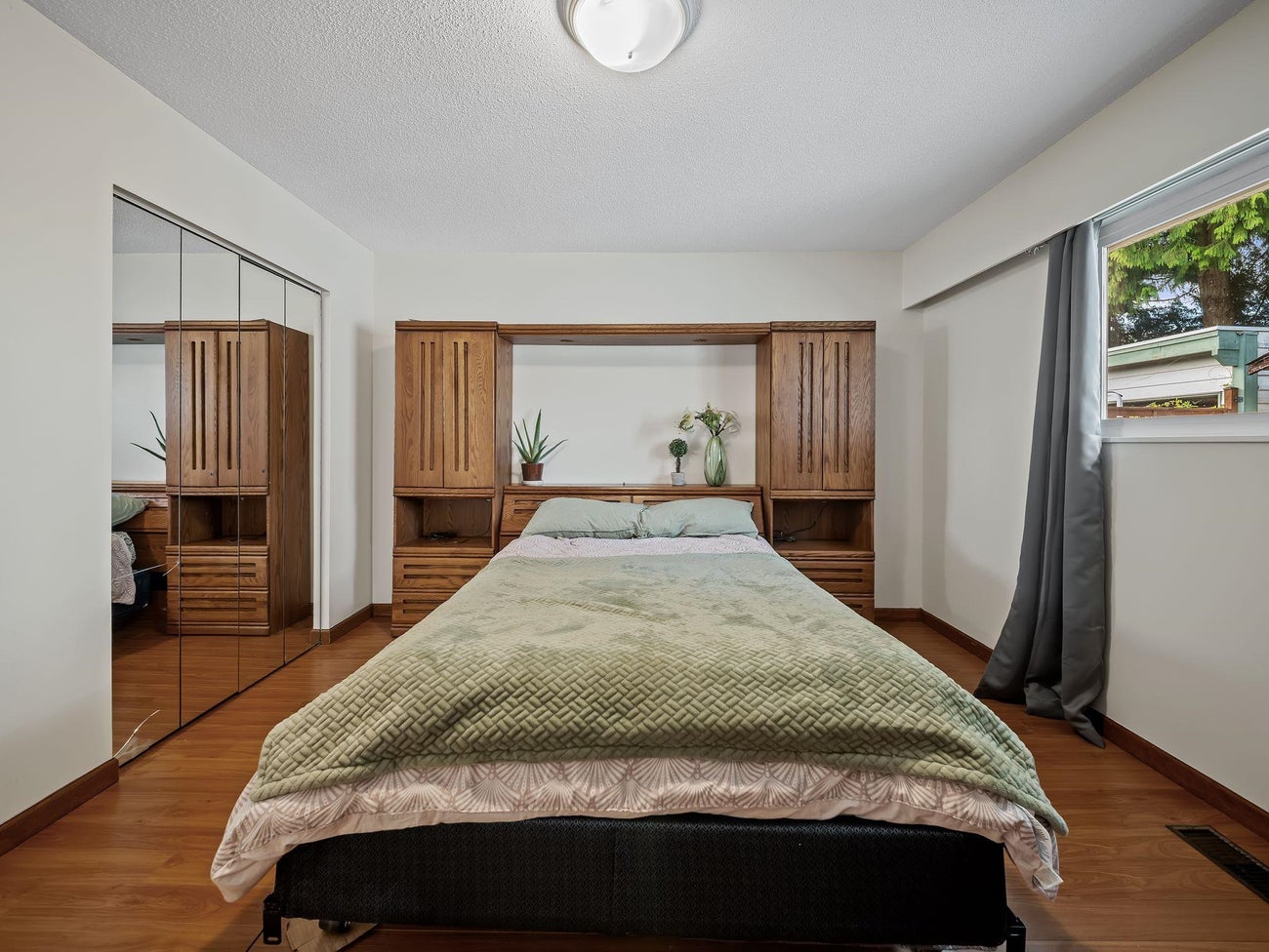 667 Cypress Street - Central Coquitlam Single Family Residence for Sale, 4 Bedrooms (R3151586)# - 20
