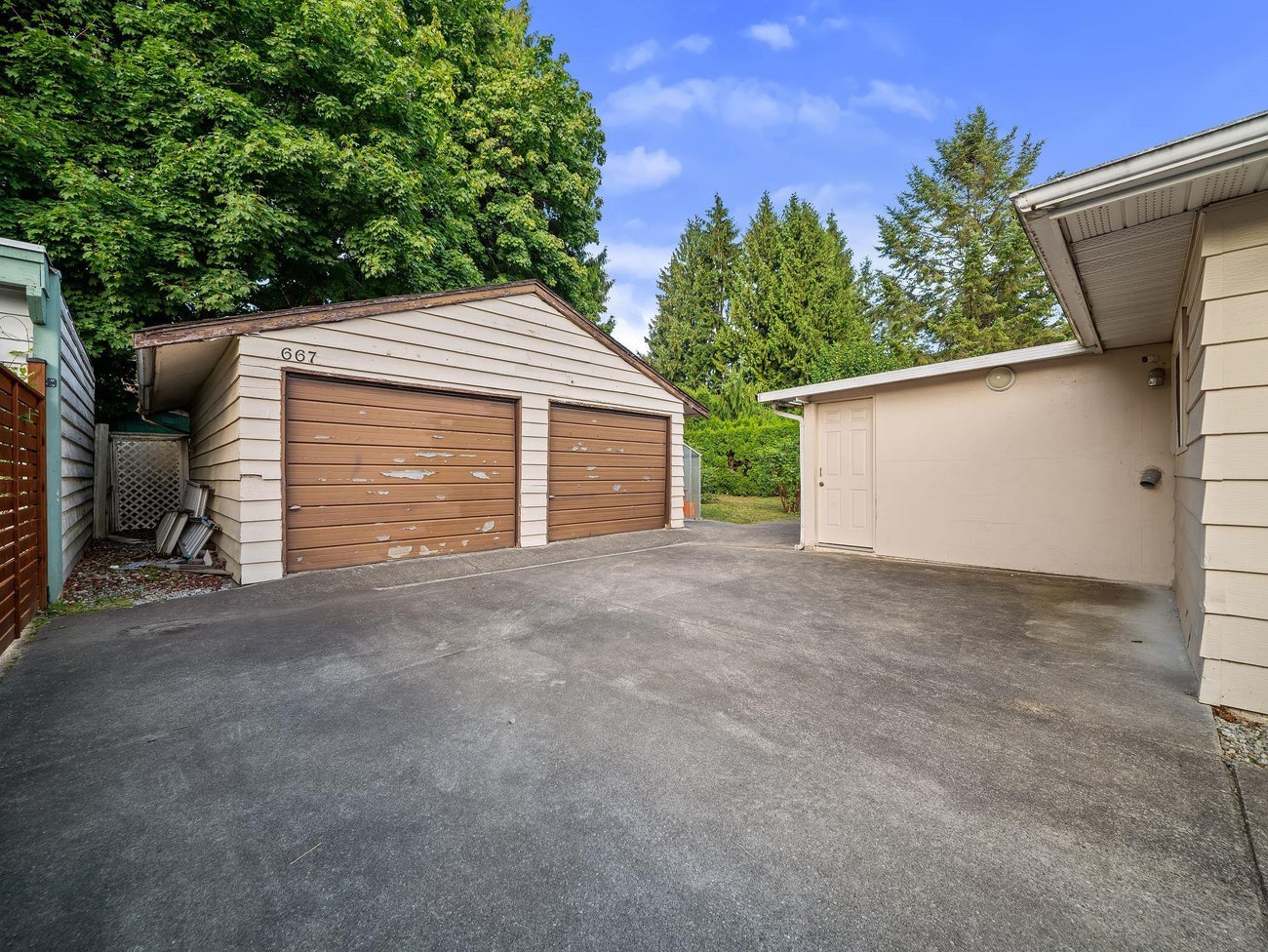667 Cypress Street - Central Coquitlam Single Family Residence for Sale, 4 Bedrooms (R3151586)# - 32