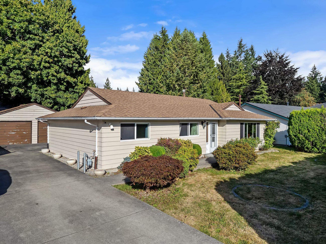 667 Cypress Street - Central Coquitlam Single Family Residence for Sale, 4 Bedrooms (R3151586)# - 38