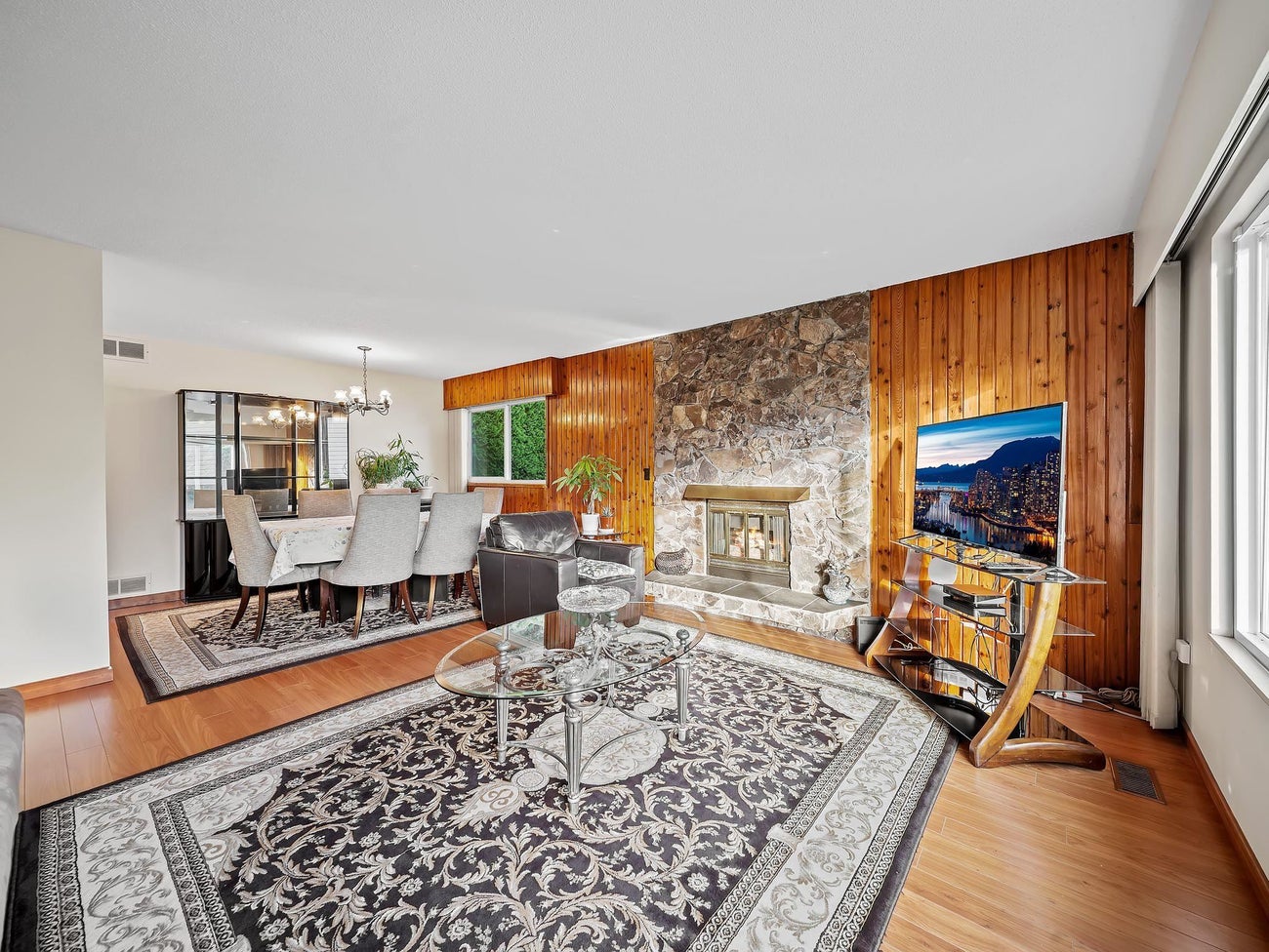 667 Cypress Street - Central Coquitlam Single Family Residence for Sale, 4 Bedrooms (R3151586)# - 6