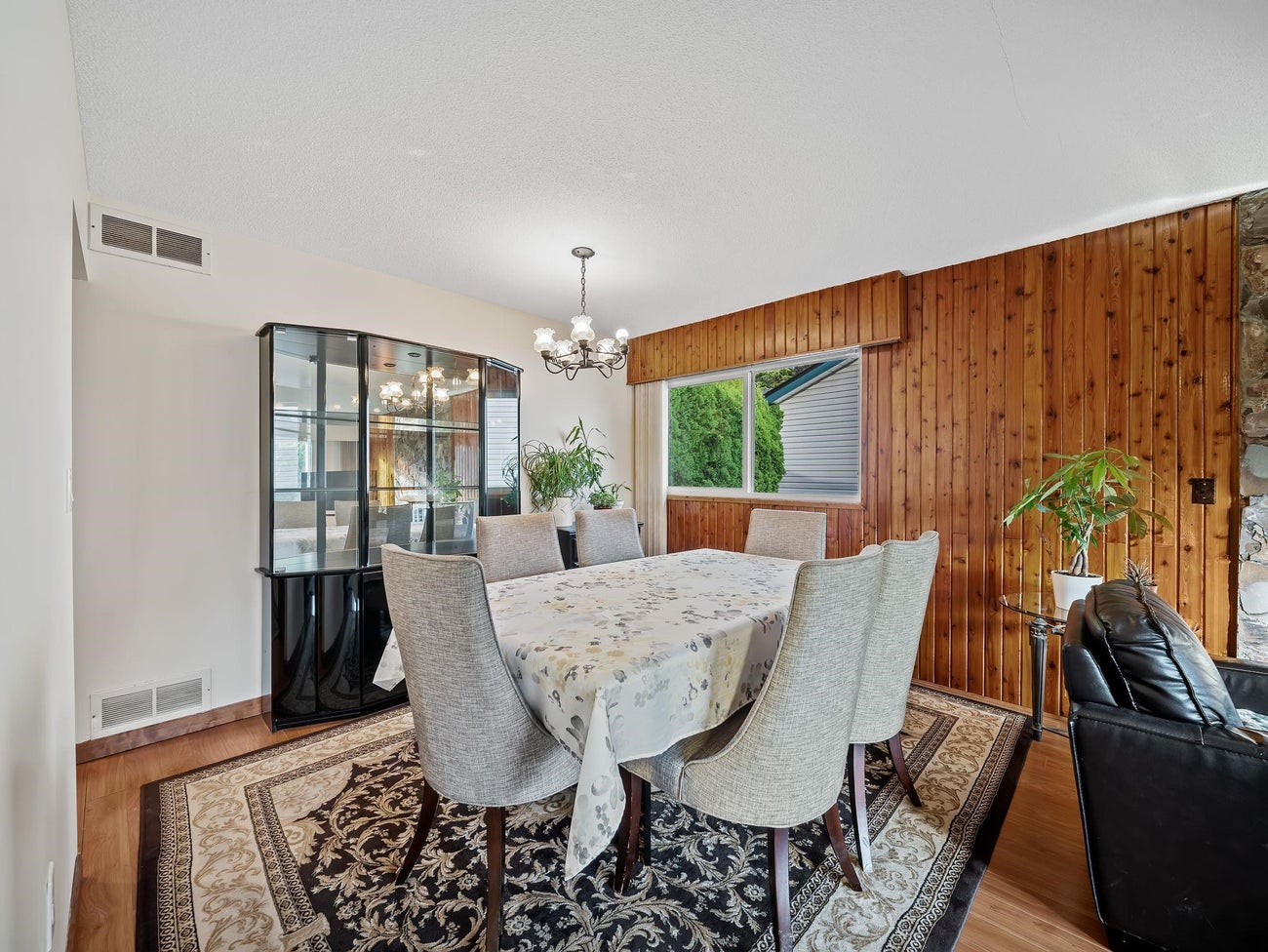 667 Cypress Street - Central Coquitlam Single Family Residence for Sale, 4 Bedrooms (R3151586)# - 9