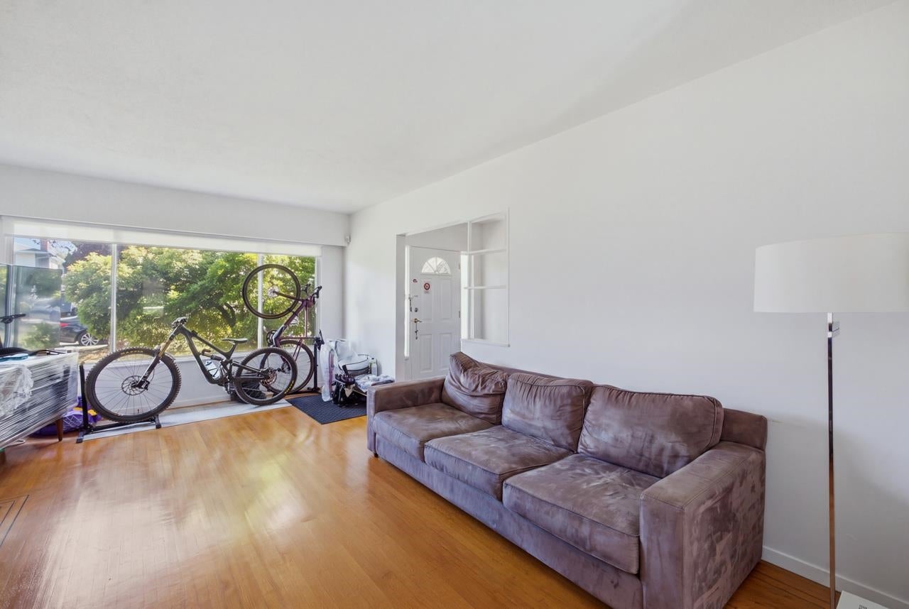 4656 Brentlawn Drive - Brentwood Park Single Family Residence for Sale, 5 Bedrooms (R3152589)# - 7