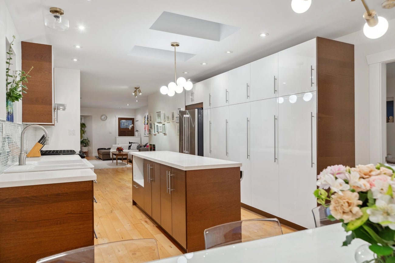 4135 Cambridge Street - Vancouver Heights Single Family Residence for Sale, 5 Bedrooms (R3152828)# - 15 4135 Cambridge Street - Vancouver Heights Single Family Residence for Sale, 5 Bedrooms (R3152828)# - 15