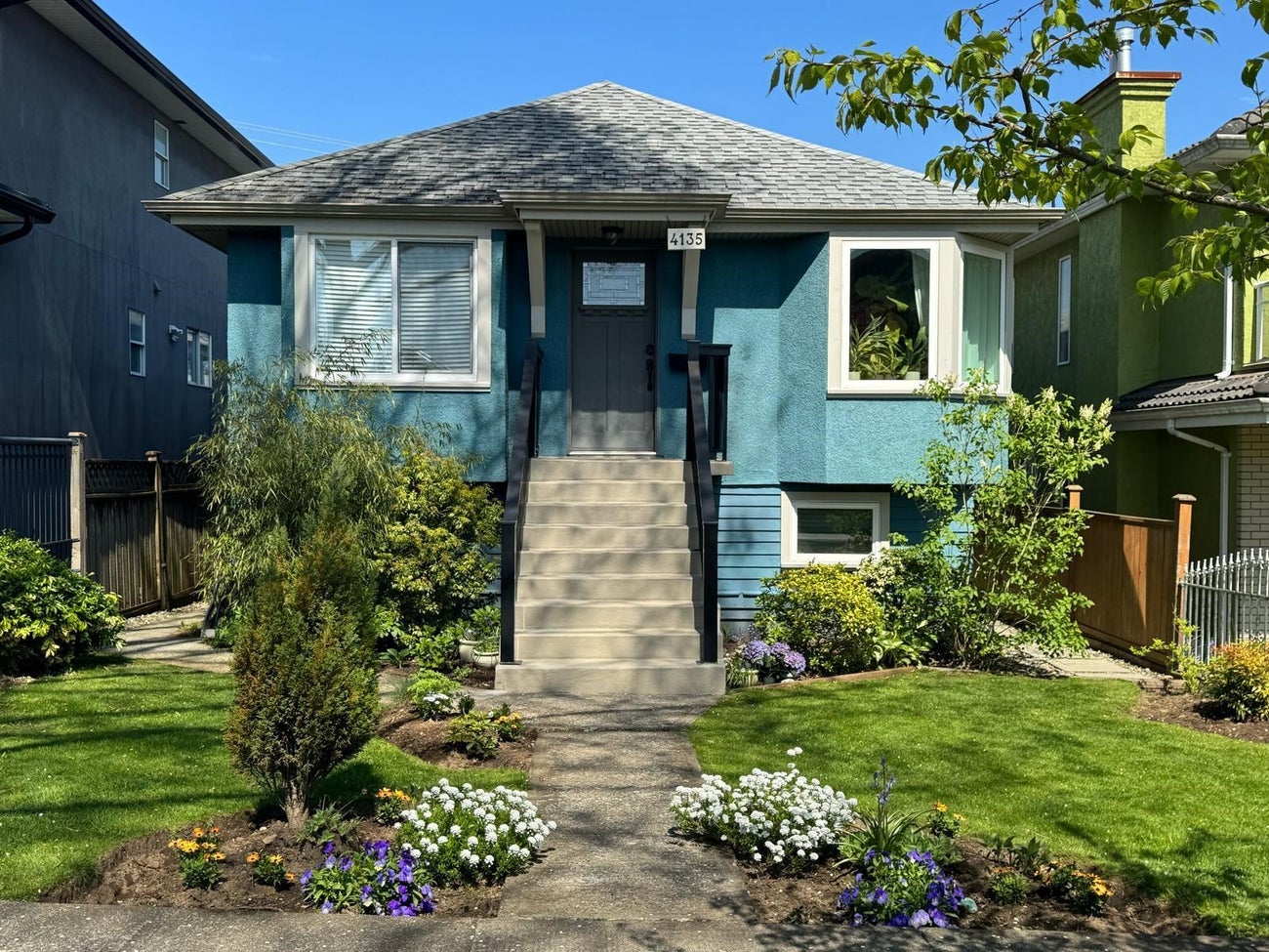 4135 Cambridge Street - Vancouver Heights Single Family Residence for Sale, 5 Bedrooms (R3152828)# - 1 4135 Cambridge Street - Vancouver Heights Single Family Residence for Sale, 5 Bedrooms (R3152828)# - 1