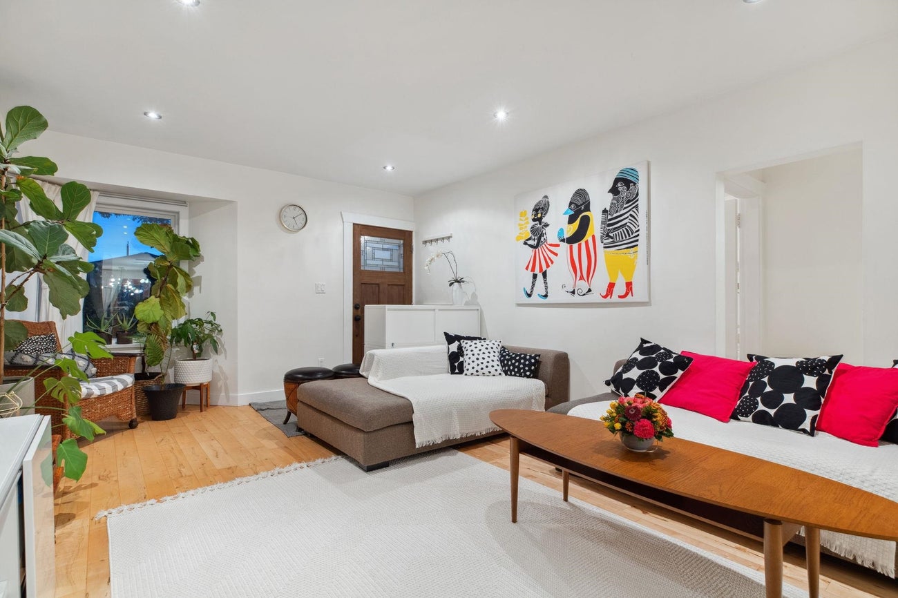 4135 Cambridge Street - Vancouver Heights Single Family Residence for Sale, 5 Bedrooms (R3152828)# - 5 4135 Cambridge Street - Vancouver Heights Single Family Residence for Sale, 5 Bedrooms (R3152828)# - 5