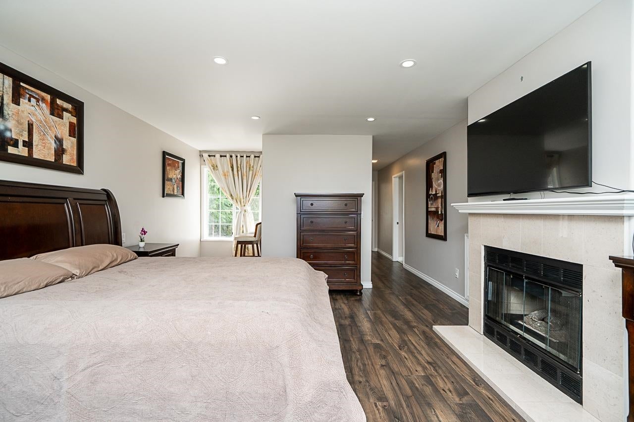 2775 Nadina Drive - Coquitlam East Single Family Residence for Sale, 7 Bedrooms (R3153467)# - 19 2775 Nadina Drive - Coquitlam East Single Family Residence for Sale, 7 Bedrooms (R3153467)# - 19
