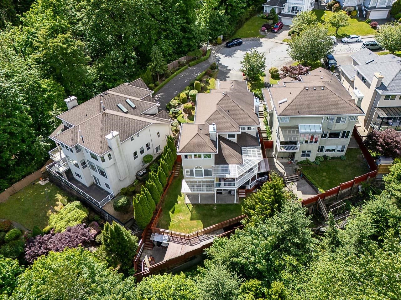 2775 Nadina Drive - Coquitlam East Single Family Residence for Sale, 7 Bedrooms (R3153467)# - 38 2775 Nadina Drive - Coquitlam East Single Family Residence for Sale, 7 Bedrooms (R3153467)# - 38