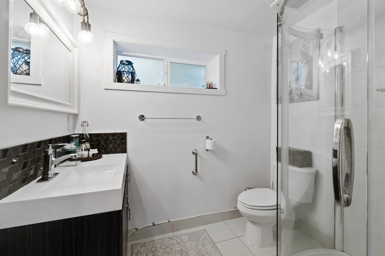 309 Gloucester Court - Coquitlam East Single Family Residence for Sale, 4 Bedrooms (R3153513)# - 22