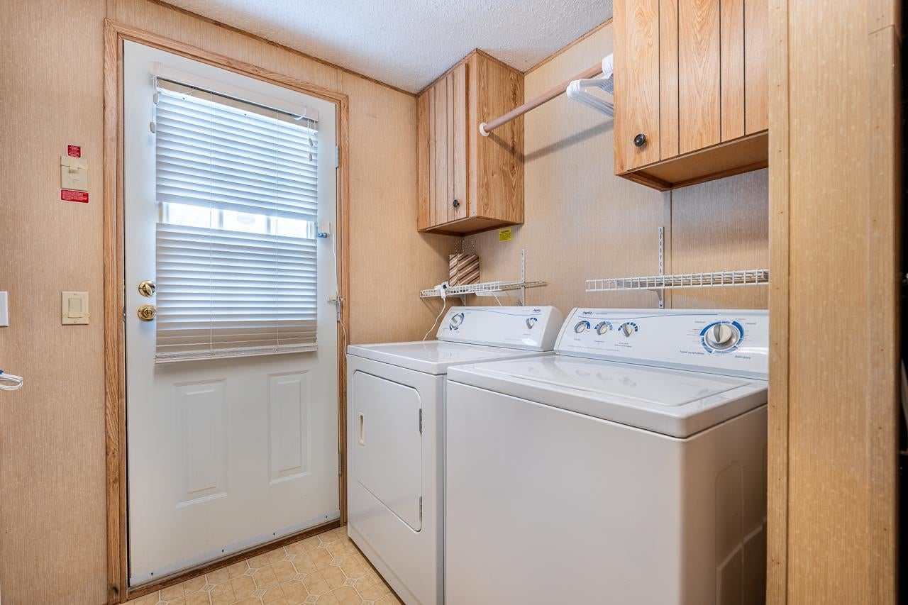 20 - 145 King Edward Street - Maillardville Manufactured Home for Sale, 2 Bedrooms (R3153872)# - 18 20 - 145 King Edward Street - Maillardville Manufactured Home for Sale, 2 Bedrooms (R3153872)# - 18