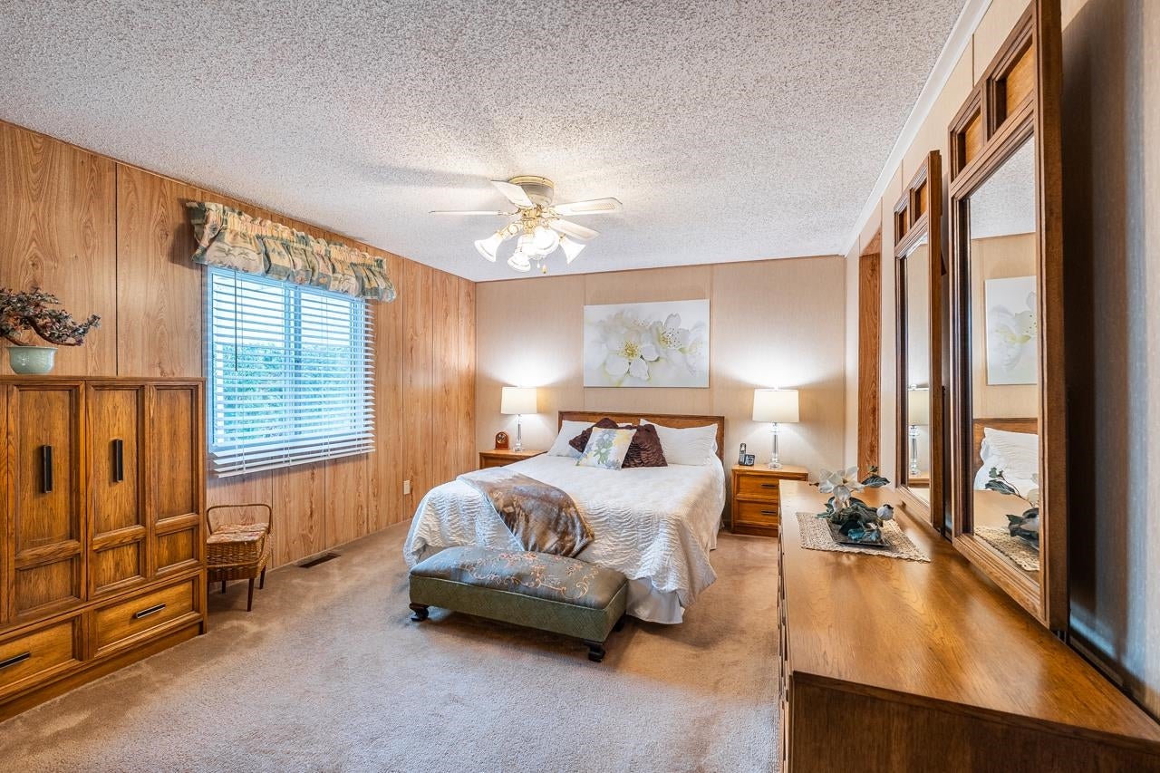 20 - 145 King Edward Street - Maillardville Manufactured Home for Sale, 2 Bedrooms (R3153872)# - 25 20 - 145 King Edward Street - Maillardville Manufactured Home for Sale, 2 Bedrooms (R3153872)# - 25