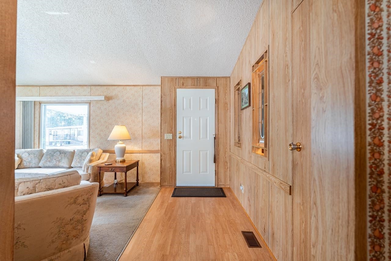 20 - 145 King Edward Street - Maillardville Manufactured Home for Sale, 2 Bedrooms (R3153872)# - 29 20 - 145 King Edward Street - Maillardville Manufactured Home for Sale, 2 Bedrooms (R3153872)# - 29