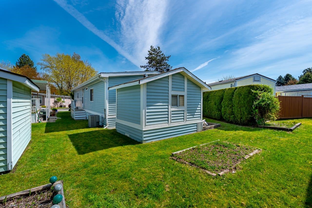 20 - 145 King Edward Street - Maillardville Manufactured Home for Sale, 2 Bedrooms (R3153872)# - 34 20 - 145 King Edward Street - Maillardville Manufactured Home for Sale, 2 Bedrooms (R3153872)# - 34