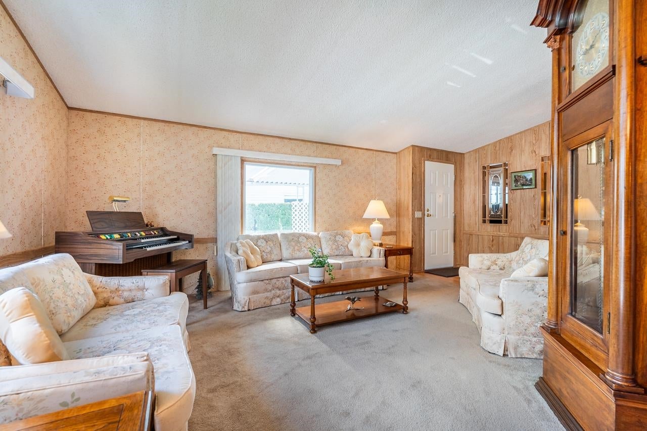 20 - 145 King Edward Street - Maillardville Manufactured Home for Sale, 2 Bedrooms (R3153872)# - 5 20 - 145 King Edward Street - Maillardville Manufactured Home for Sale, 2 Bedrooms (R3153872)# - 5