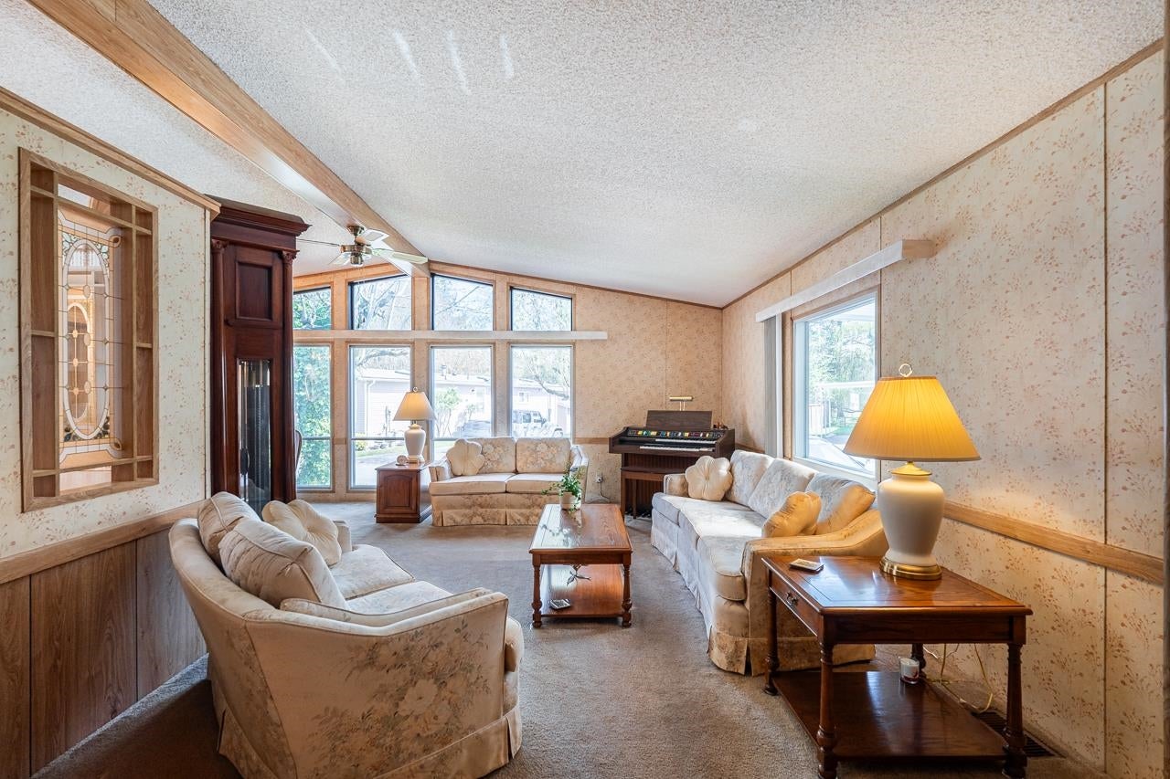 20 - 145 King Edward Street - Maillardville Manufactured Home for Sale, 2 Bedrooms (R3153872)# - 7 20 - 145 King Edward Street - Maillardville Manufactured Home for Sale, 2 Bedrooms (R3153872)# - 7