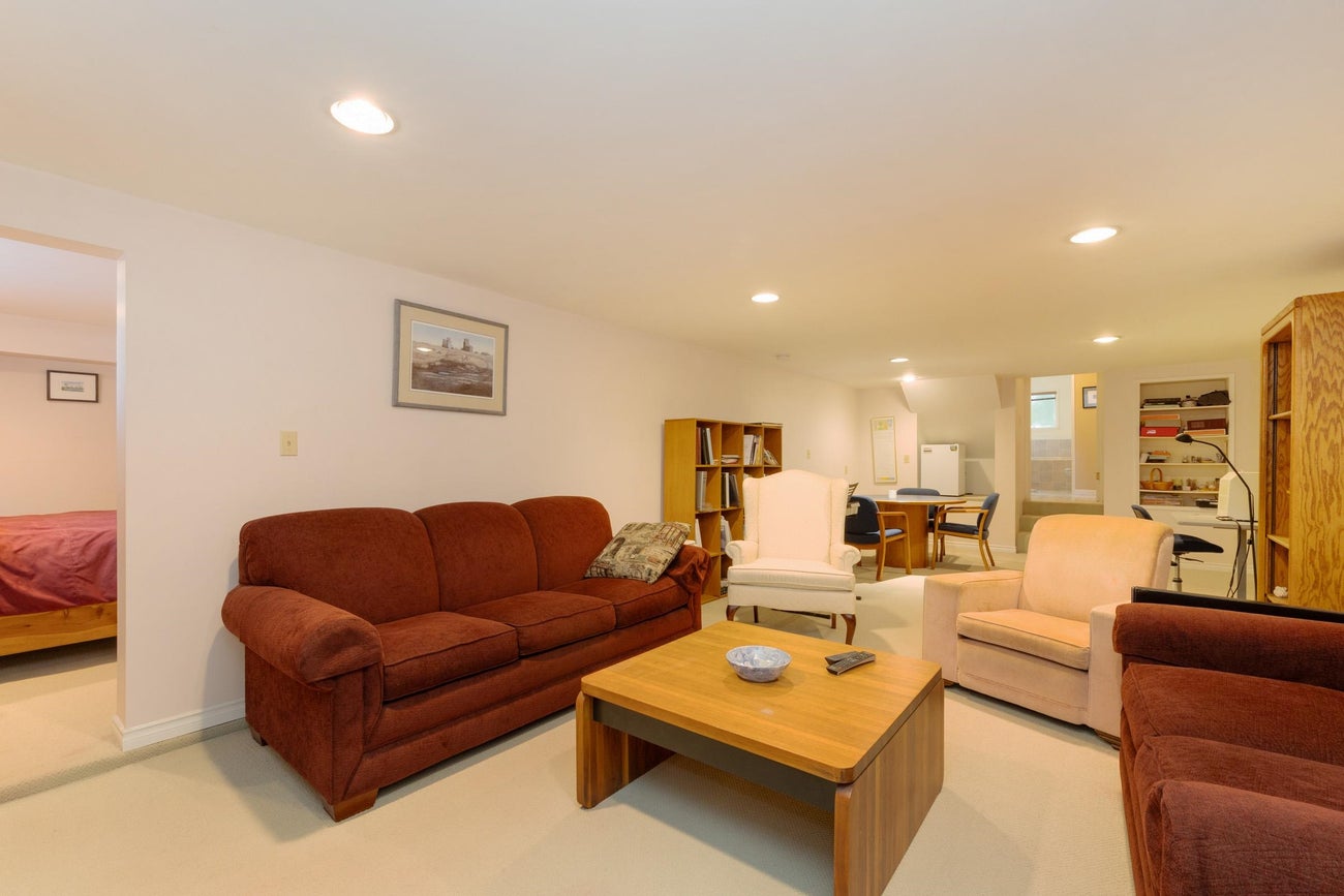 541 Cochrane Avenue - Coquitlam West Single Family Residence for Sale, 5 Bedrooms (R3154157)# - 20