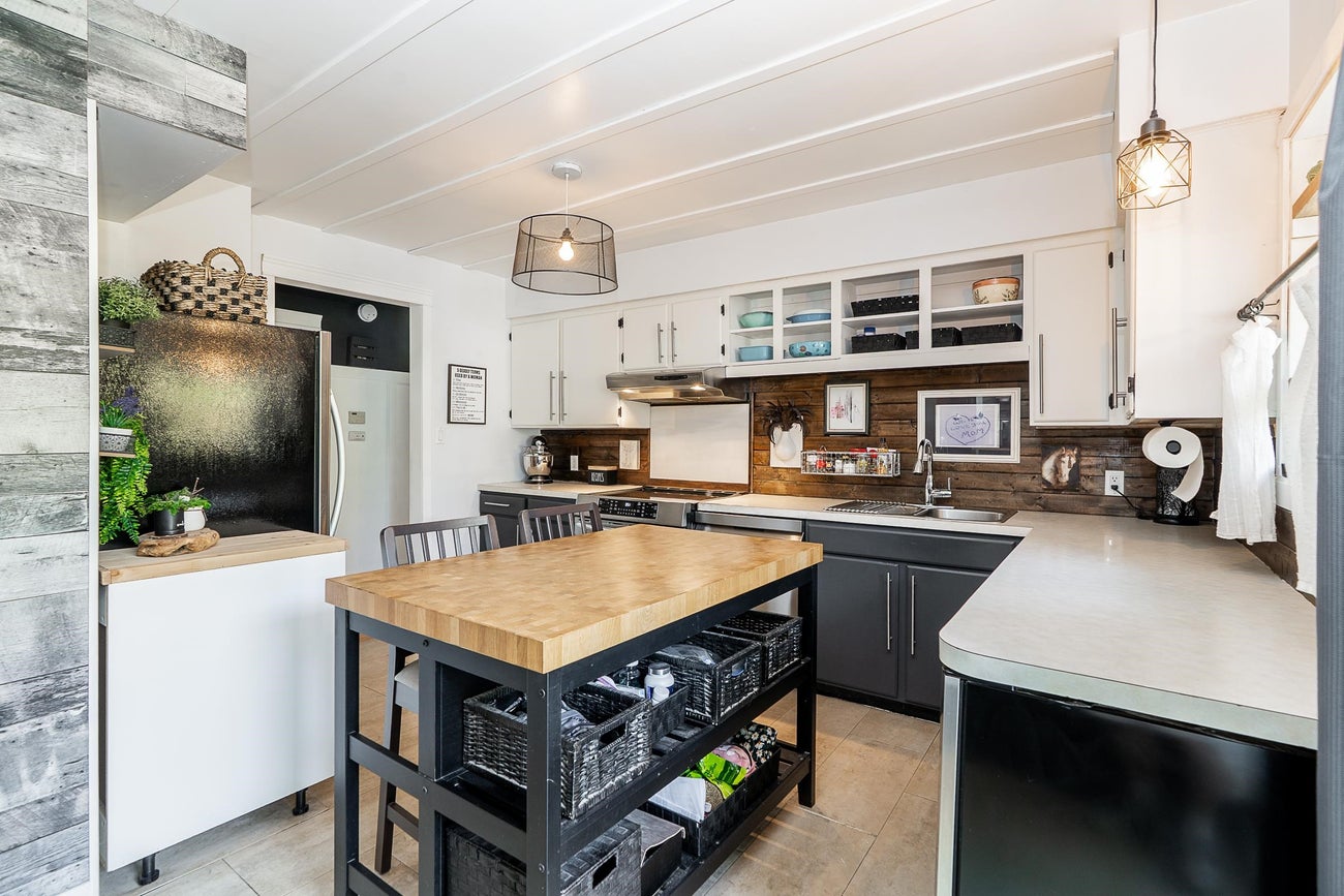 635 Midvale Street - Central Coquitlam Single Family Residence for Sale, 5 Bedrooms (R3154410)# - 12