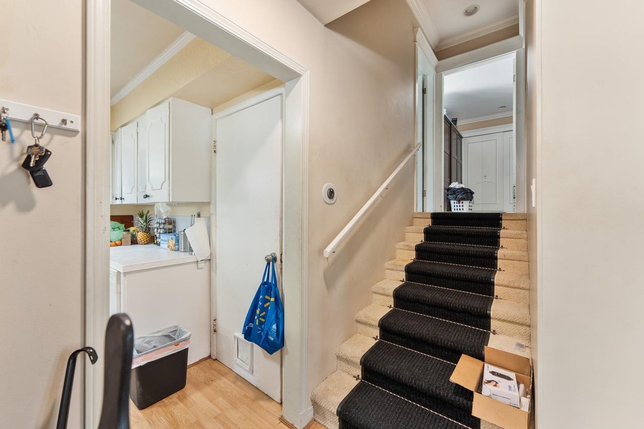 2246 Austin Avenue - Central Coquitlam Single Family Residence for Sale, 2 Bedrooms (R3154464)# - 11