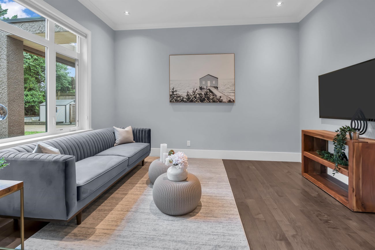 8168 Hunter Street - Government Road Single Family Residence for Sale, 7 Bedrooms (R3154998)# - 19