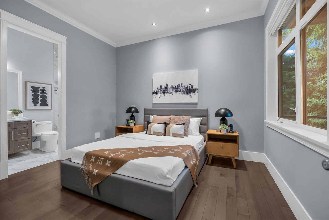 8168 Hunter Street - Government Road Single Family Residence for Sale, 7 Bedrooms (R3154998)# - 20