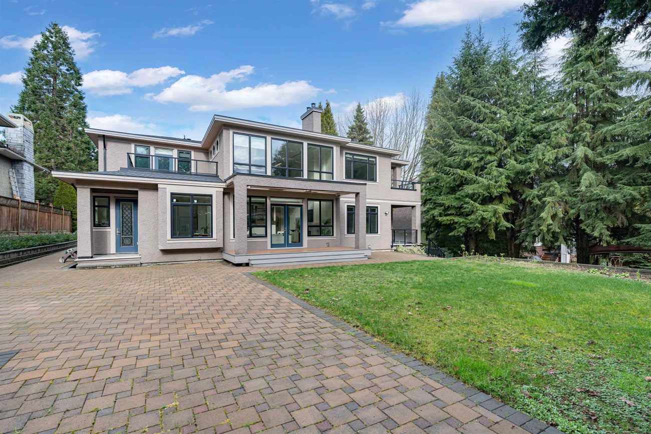 8168 Hunter Street - Government Road Single Family Residence for Sale, 7 Bedrooms (R3154998)# - 2