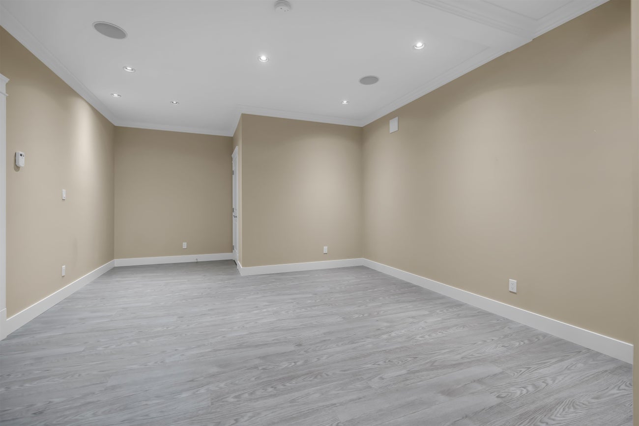 8168 Hunter Street - Government Road Single Family Residence for Sale, 7 Bedrooms (R3154998)# - 31