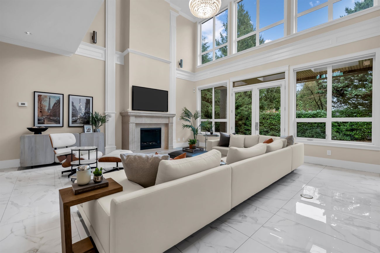 8168 Hunter Street - Government Road Single Family Residence for Sale, 7 Bedrooms (R3154998)# - 3
