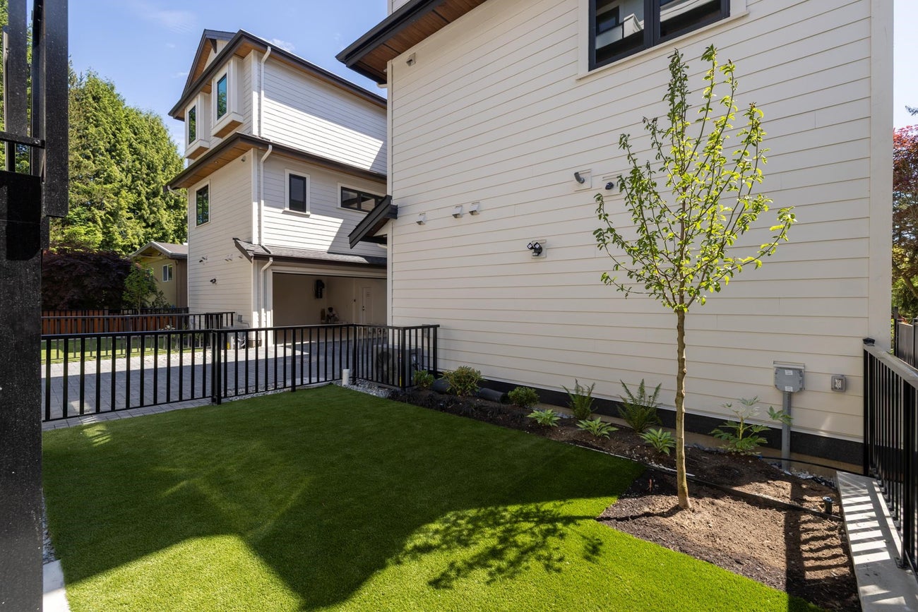 4 - 3874 Winlake Crescent - Government Road Single Family Residence for Sale, 4 Bedrooms (R3155189)# - 31