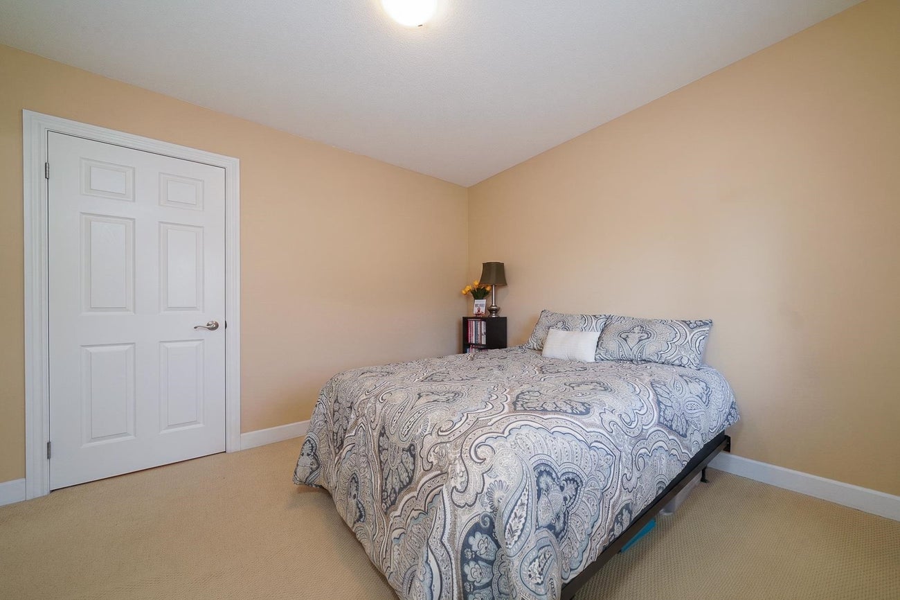735 Schoolhouse Street - Central Coquitlam Single Family Residence for Sale, 7 Bedrooms (R3155199)# - 16