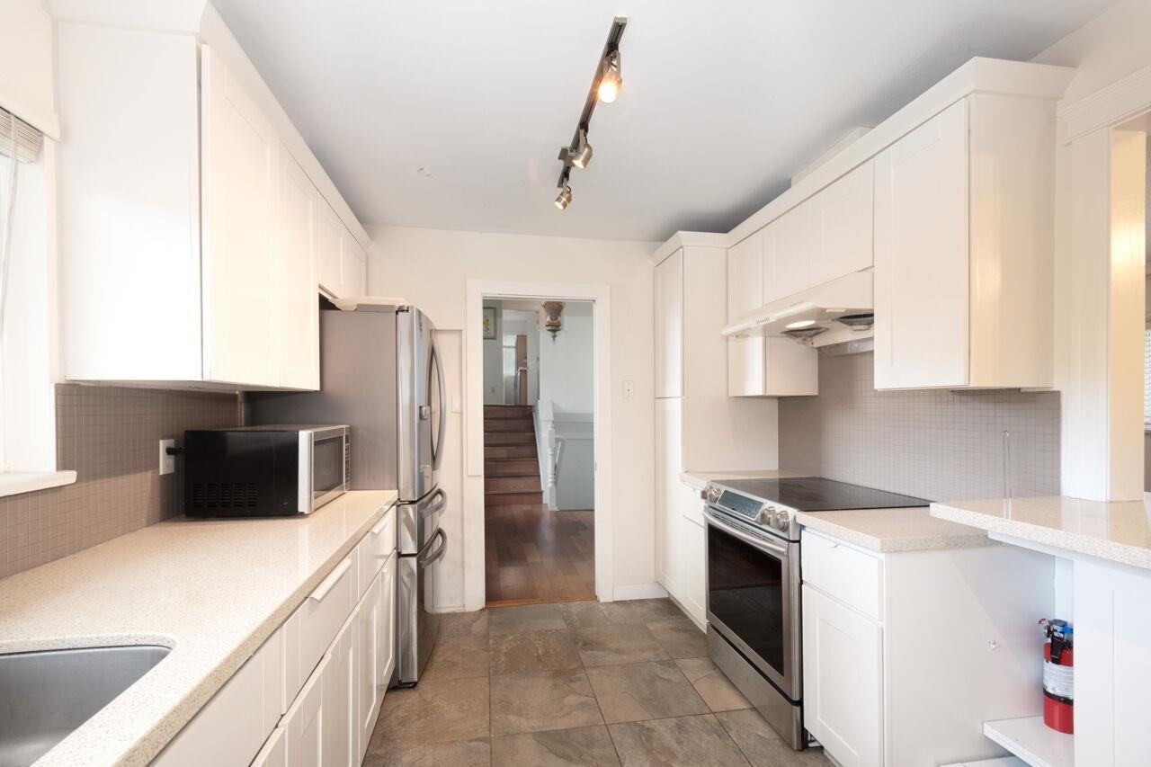 8240 Manson Drive - Government Road Single Family Residence for Sale, 5 Bedrooms (R3155241)# - 20