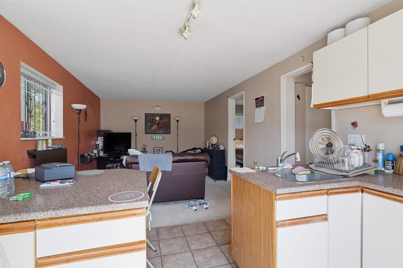6876 Hycrest Drive - Montecito Single Family Residence for Sale, 4 Bedrooms (R3155845)# - 29