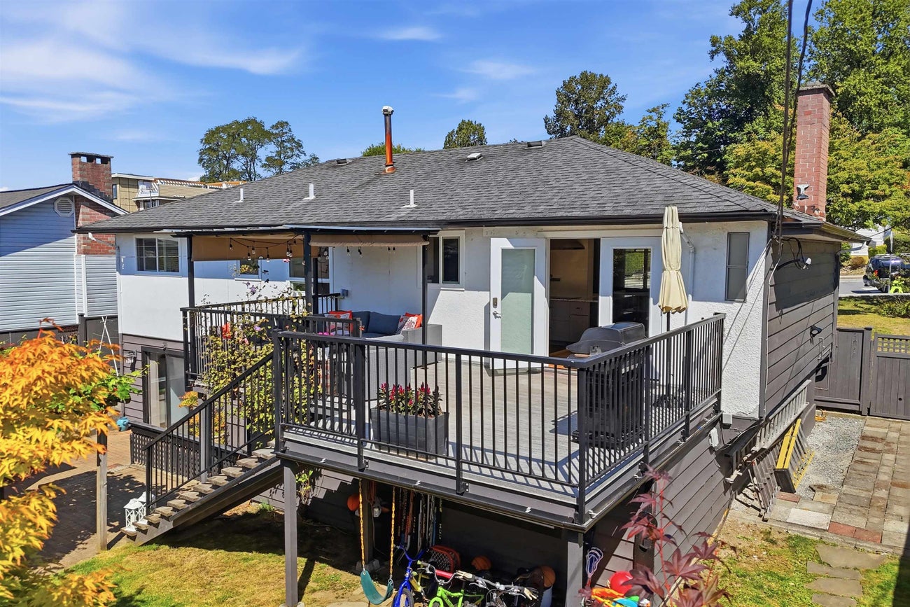 6876 Hycrest Drive - Montecito Single Family Residence for Sale, 4 Bedrooms (R3155845)# - 31