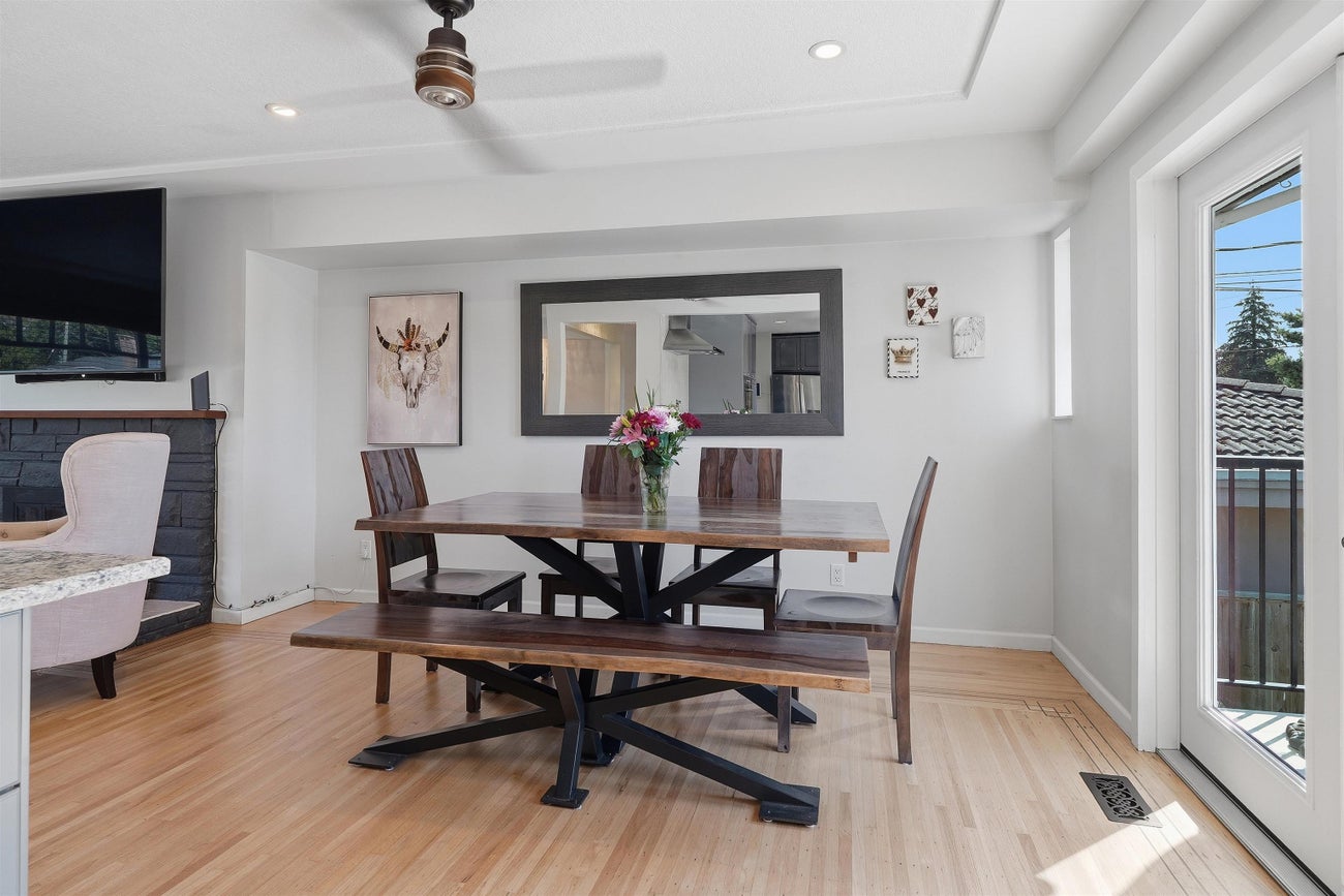 6876 Hycrest Drive - Montecito Single Family Residence for Sale, 4 Bedrooms (R3155845)# - 7