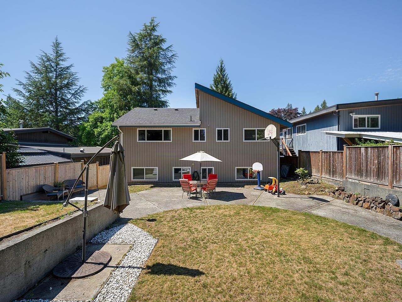 1179 Kerwan Place - Central Coquitlam Single Family Residence for Sale, 5 Bedrooms (R3155865)# - 31