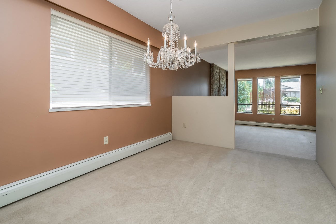 571 Berry Street - Central Coquitlam Single Family Residence for Sale, 3 Bedrooms (R3156042)# - 13