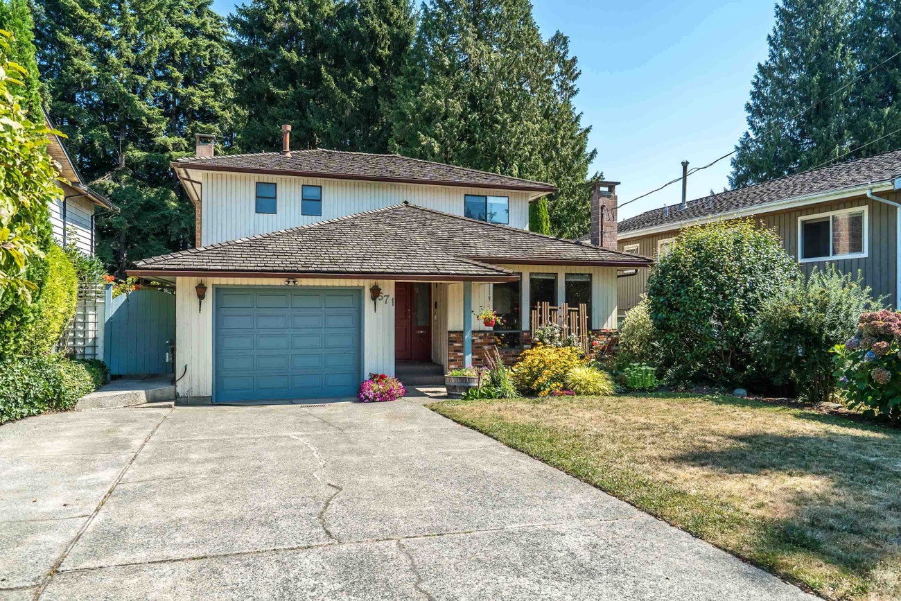 571 Berry Street - Central Coquitlam Single Family Residence for Sale, 3 Bedrooms (R3156042)# - 2