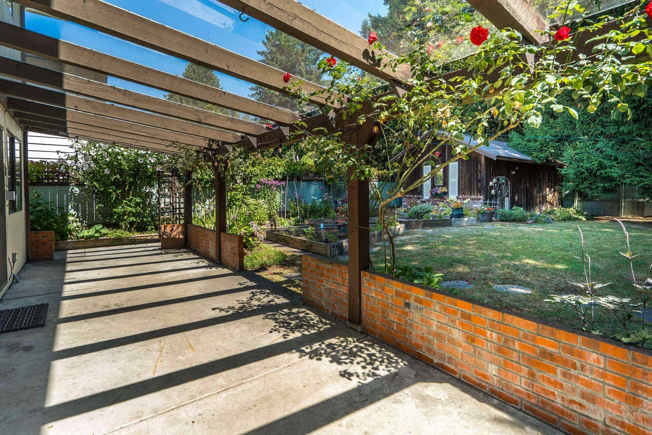 571 Berry Street - Central Coquitlam Single Family Residence for Sale, 3 Bedrooms (R3156042)# - 36