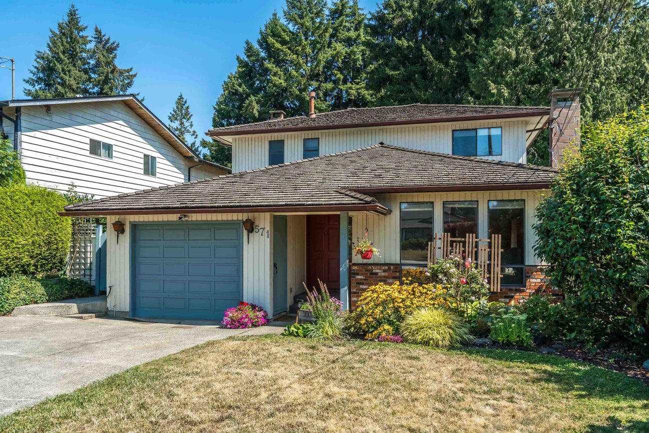571 Berry Street - Central Coquitlam Single Family Residence for Sale, 3 Bedrooms (R3156042)# - 3