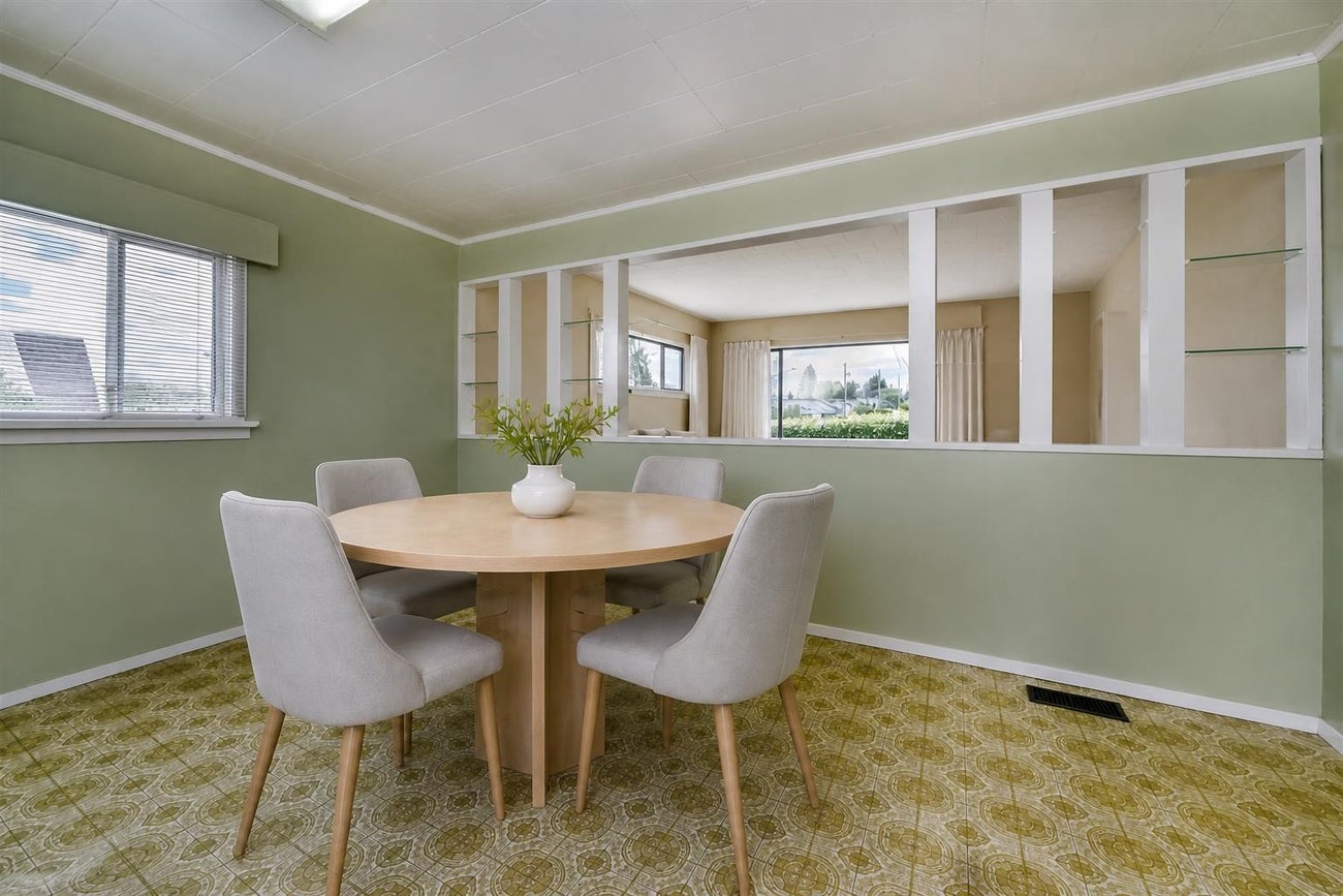 329 Marmont Street - Maillardville Single Family Residence for Sale, 5 Bedrooms (R3156580)# - 14