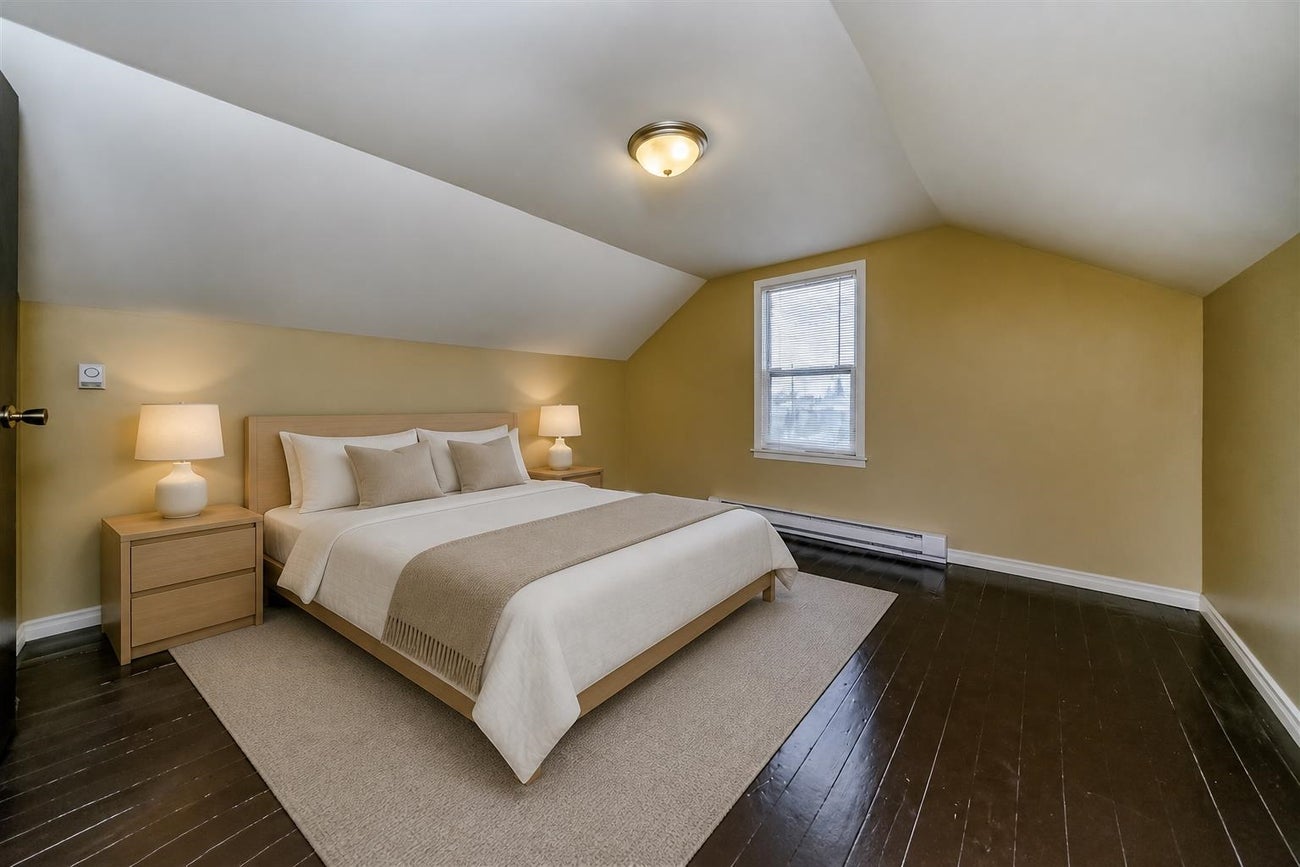 329 Marmont Street - Maillardville Single Family Residence for Sale, 5 Bedrooms (R3156580)# - 18