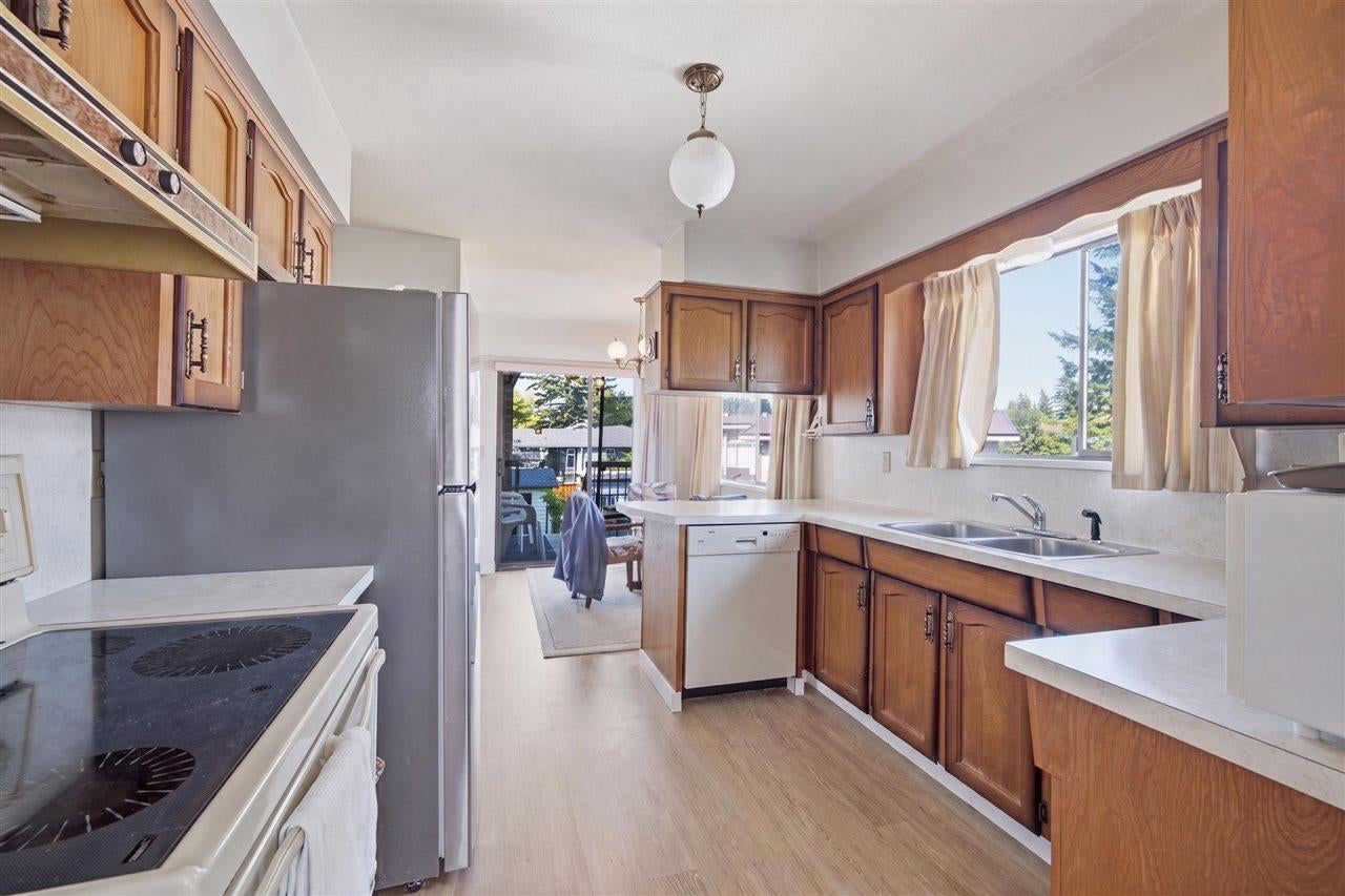 967 Pelton Avenue - Central Coquitlam Single Family Residence for Sale, 4 Bedrooms (R3156582)# - 12 967 Pelton Avenue - Central Coquitlam Single Family Residence for Sale, 4 Bedrooms (R3156582)# - 12