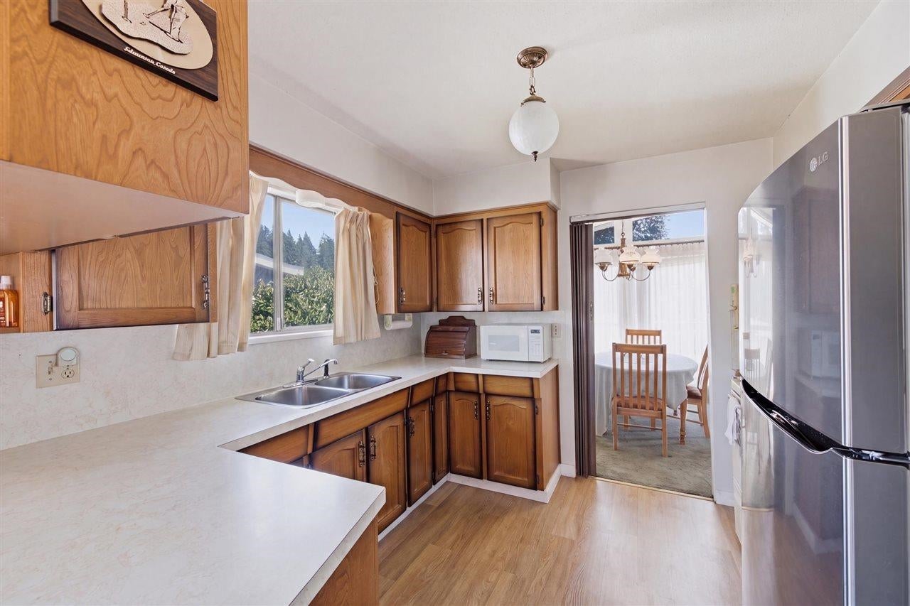 967 Pelton Avenue - Central Coquitlam Single Family Residence for Sale, 4 Bedrooms (R3156582)# - 13 967 Pelton Avenue - Central Coquitlam Single Family Residence for Sale, 4 Bedrooms (R3156582)# - 13