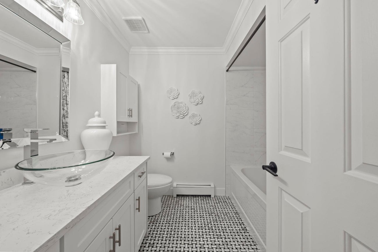 4268 Graveley Street - Brentwood Park Single Family Residence for Sale, 5 Bedrooms (R3156868)# - 25 4268 Graveley Street - Brentwood Park Single Family Residence for Sale, 5 Bedrooms (R3156868)# - 25