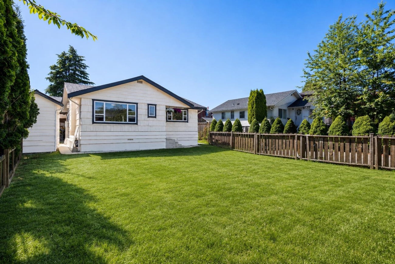 931 Sperling Avenue - Sperling-Duthie Single Family Residence for Sale, 3 Bedrooms (R3157087)# - 2 931 Sperling Avenue - Sperling-Duthie Single Family Residence for Sale, 3 Bedrooms (R3157087)# - 2