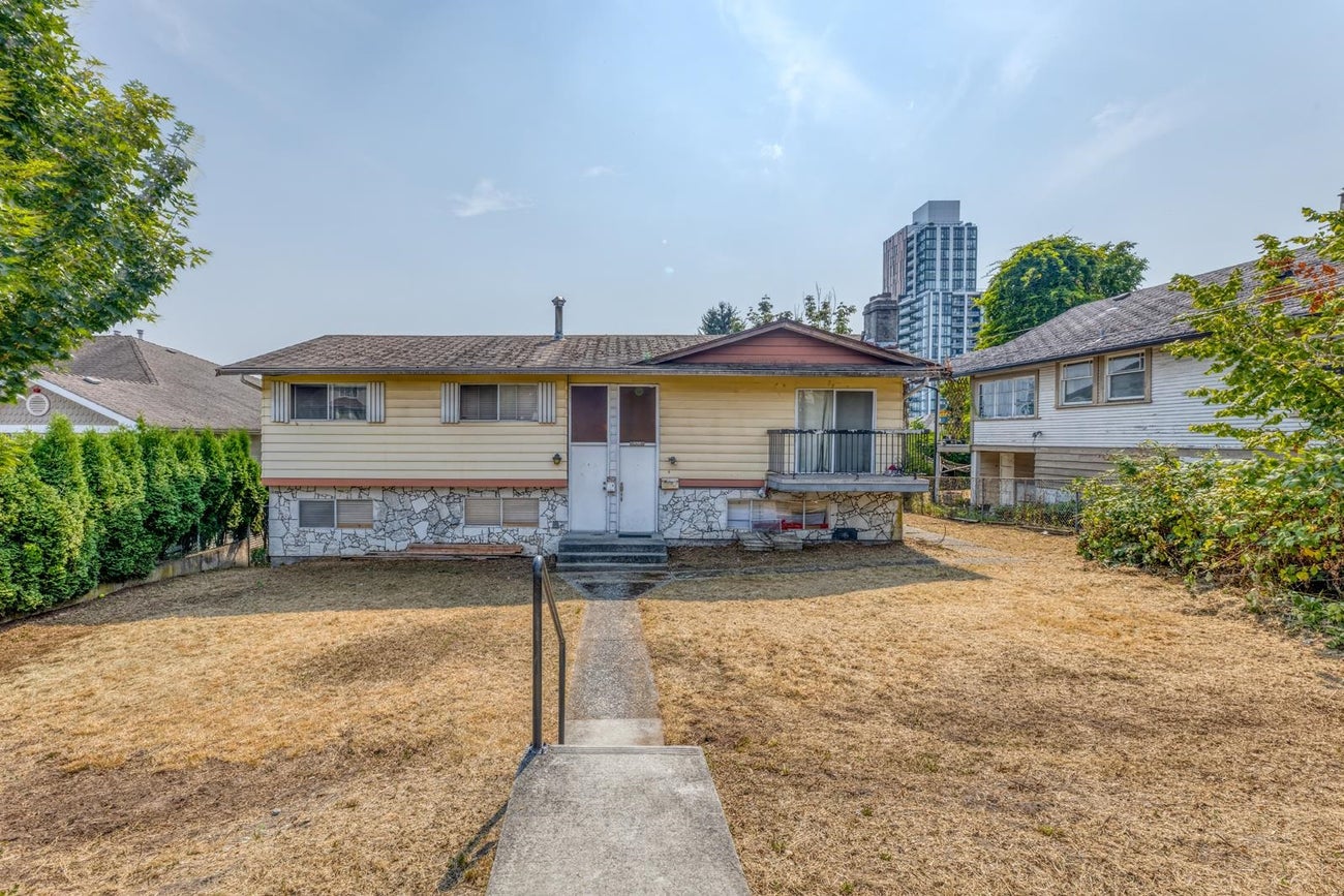 920 Harris Avenue - Maillardville Single Family Residence for Sale, 5 Bedrooms (R3157705)# - 1