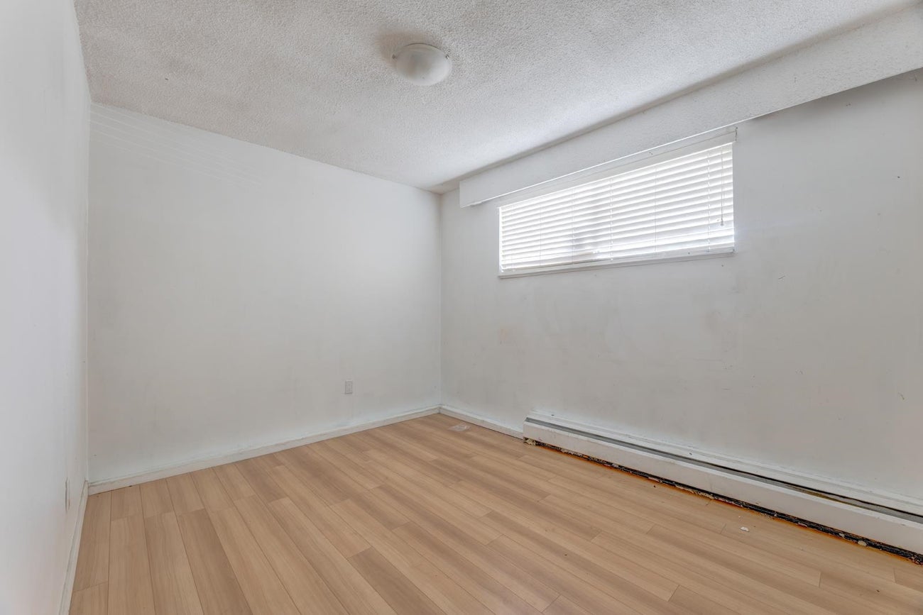 920 Harris Avenue - Maillardville Single Family Residence for Sale, 5 Bedrooms (R3157705)# - 26