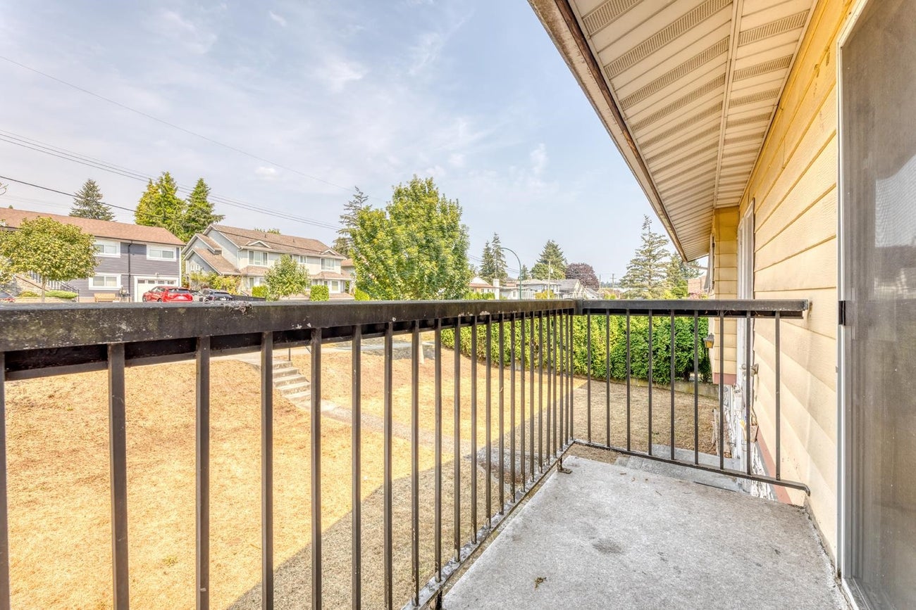 920 Harris Avenue - Maillardville Single Family Residence for Sale, 5 Bedrooms (R3157705)# - 6